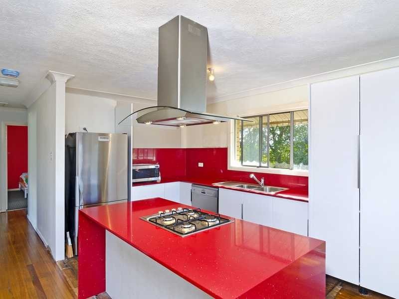 15 Kalang Street, Palm Beach QLD 4221