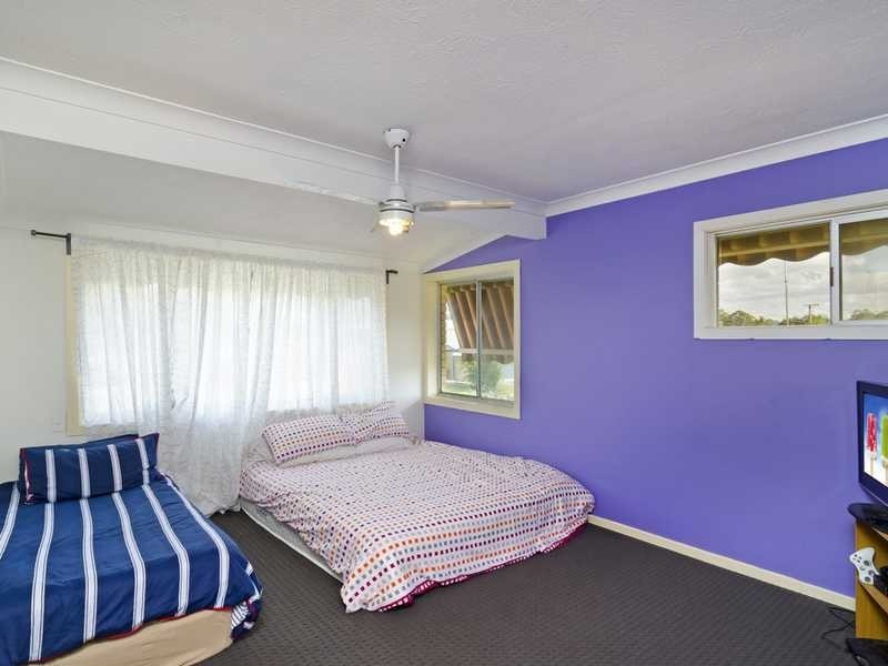 15 Kalang Street, Palm Beach QLD 4221