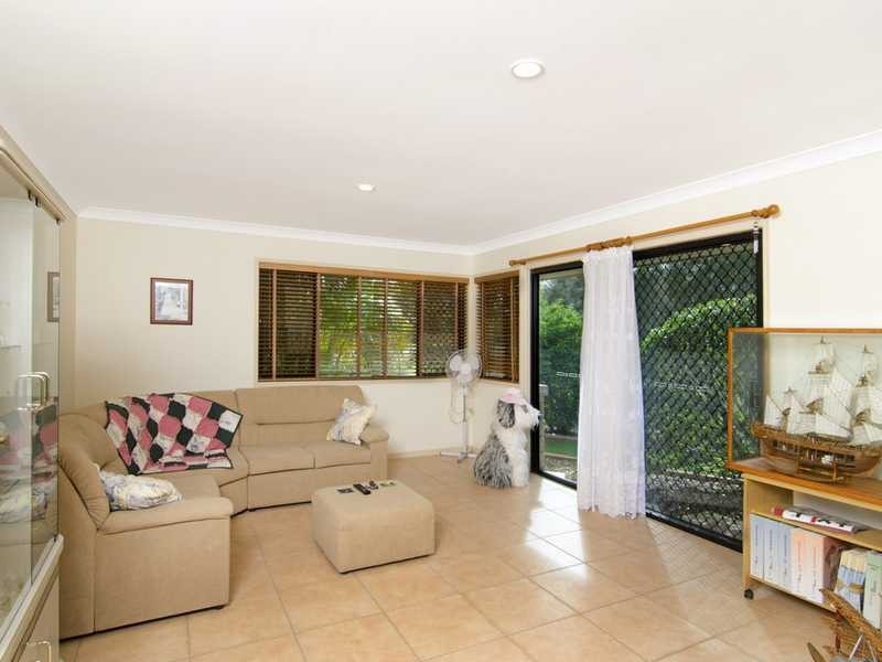 3 Grandis Court, Elanora QLD 4221