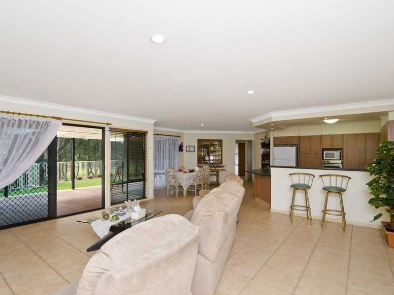 3 Grandis Court, Elanora QLD 4221