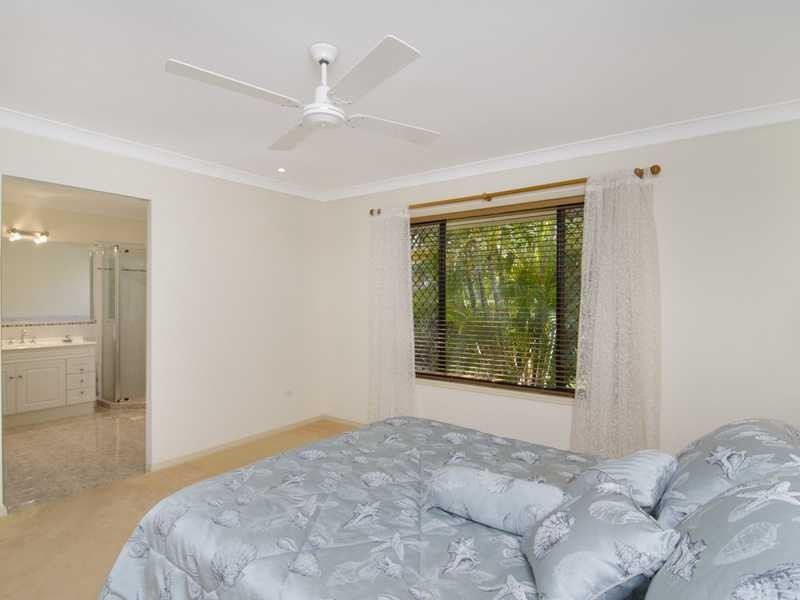 3 Grandis Court, Elanora QLD 4221