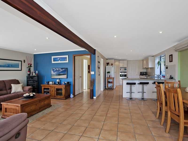 64 Townson Avenue, Palm Beach QLD 4221