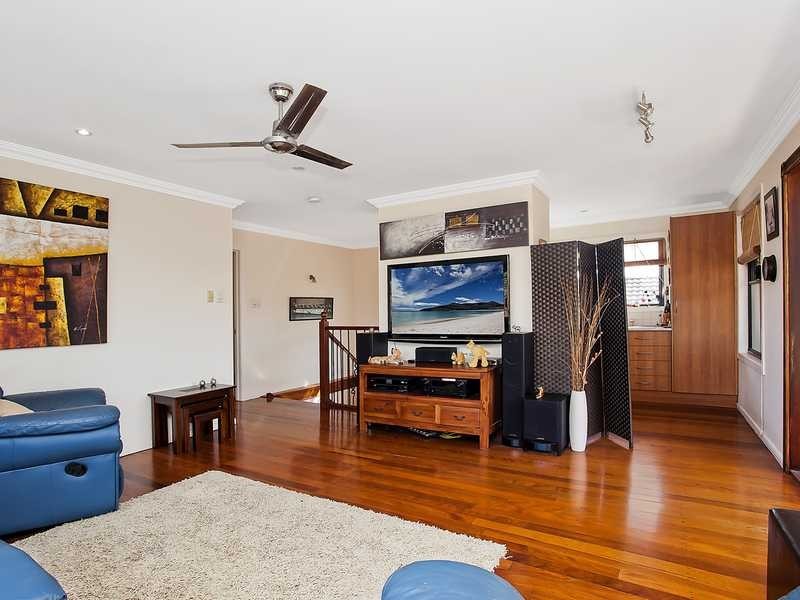 64 Townson Avenue, Palm Beach QLD 4221