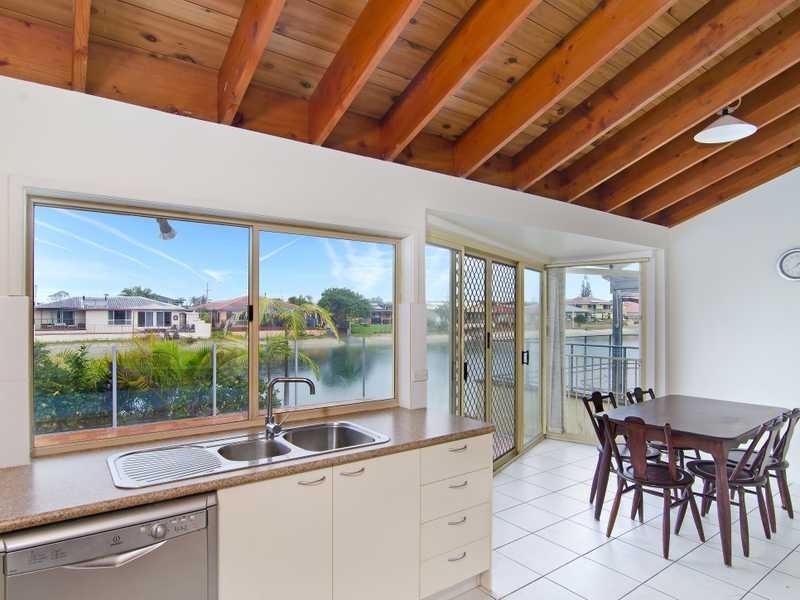18 Barracuda Court, Palm Beach QLD 4221