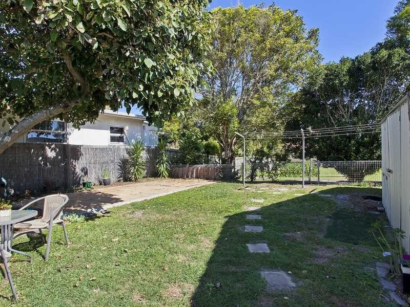 Palm Beach Avenue, Palm Beach QLD 4221
