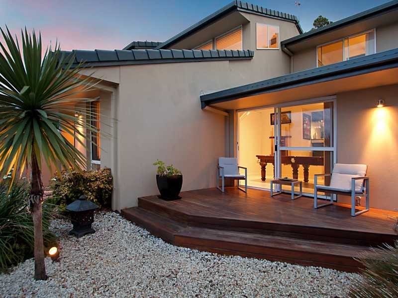 118 Murtha Drive, Elanora QLD 4221