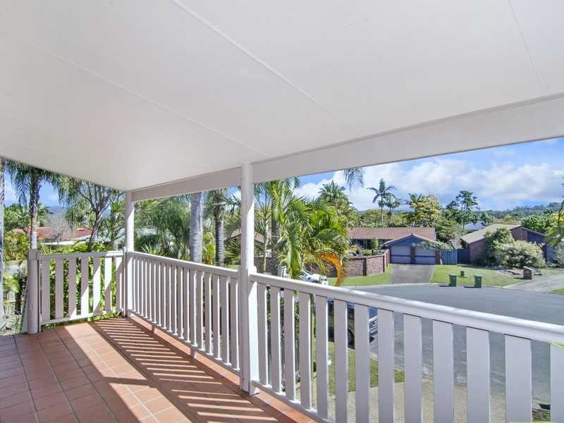 9 Betony Court, Elanora QLD 4221