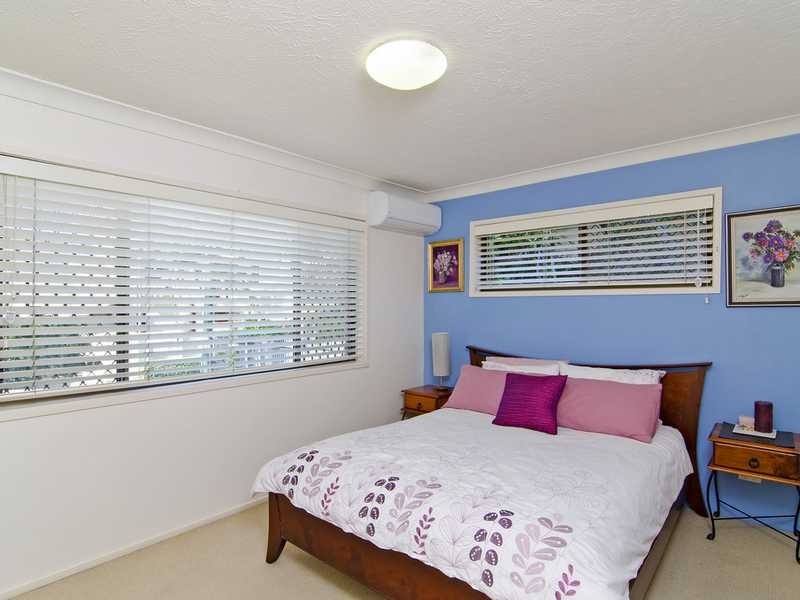 2/1199 GC Hwy (Cnr Jefferson Lane & 13th Ave), Palm Beach QLD 4221