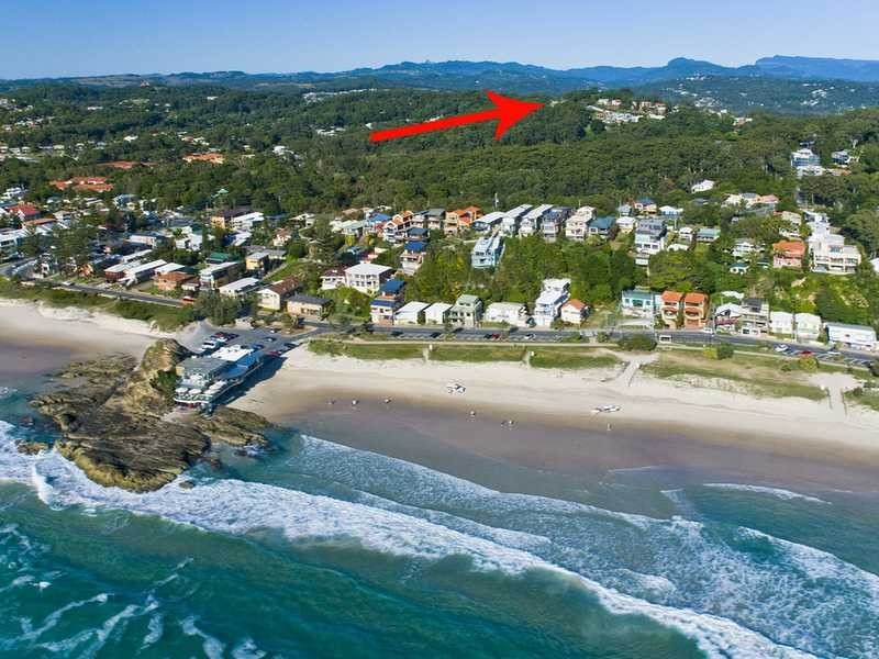 77 Crest Drive, Currumbin QLD 4223