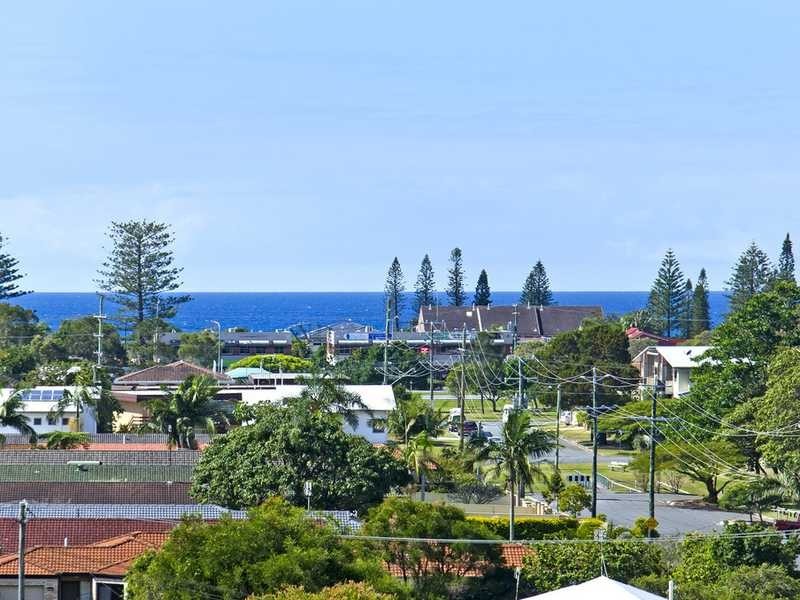 1/41 Marion Street, Tugun QLD 4224