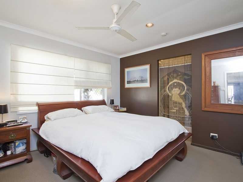 146 Jefferson Lane, Palm Beach QLD 4221