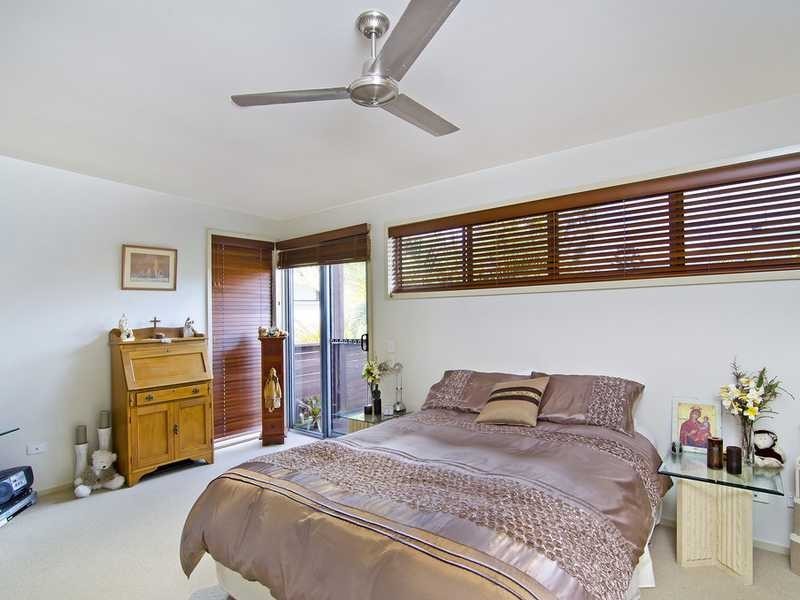 1/36 Fourth Avenue, Palm Beach QLD 4221