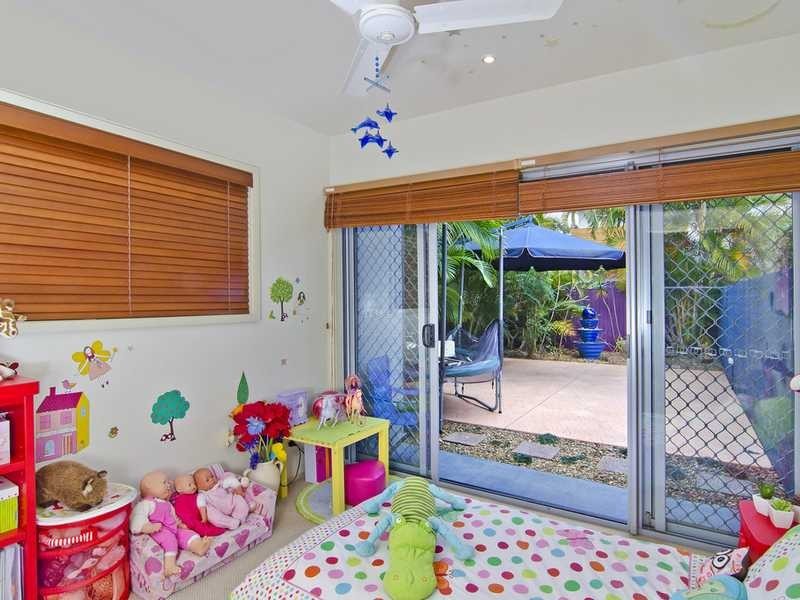1/36 Fourth Avenue, Palm Beach QLD 4221