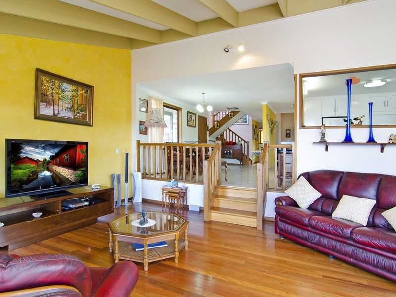 31 Larentia Street, Currumbin Waters QLD 4223
