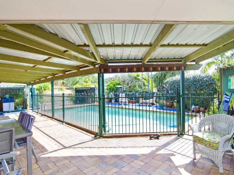 31 Larentia Street, Currumbin Waters QLD 4223