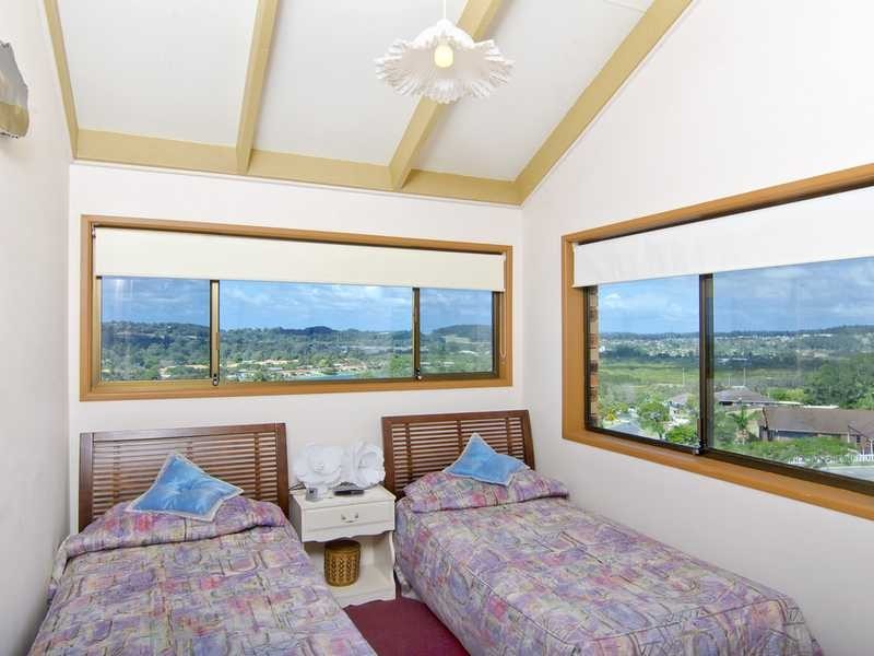 31 Larentia Street, Currumbin Waters QLD 4223