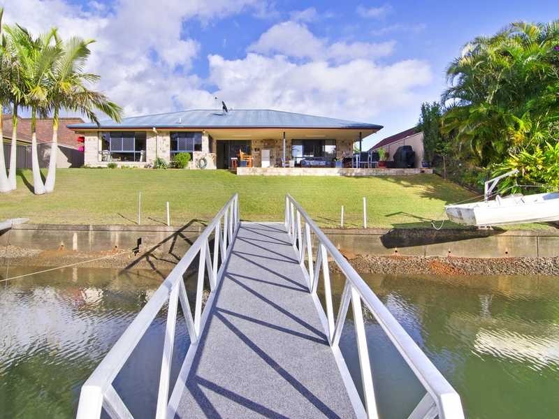 9 Creal Court, Currumbin Waters QLD 4223