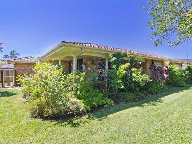 6 Coolibah Drive, Palm Beach QLD 4221