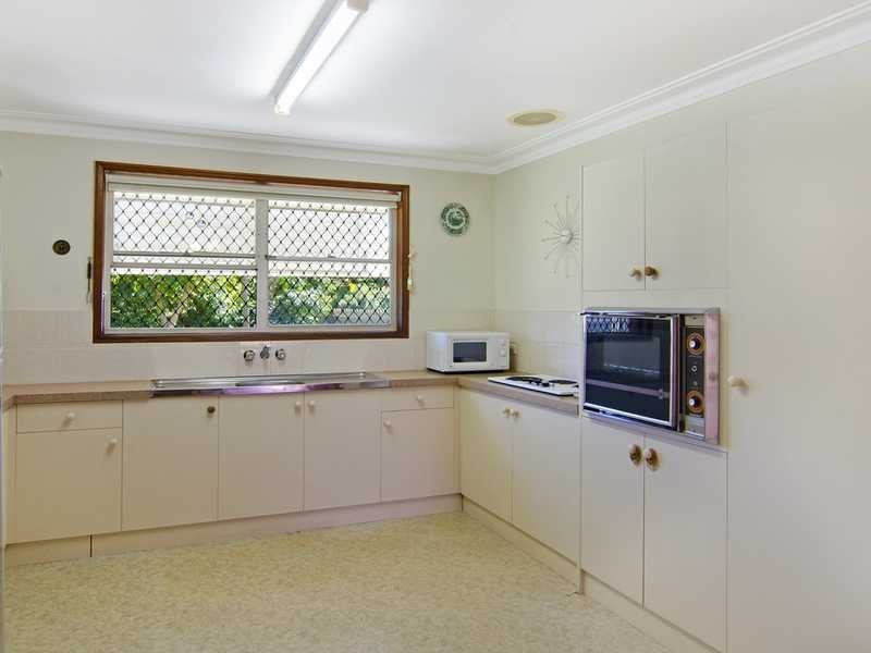 6 Coolibah Drive, Palm Beach QLD 4221