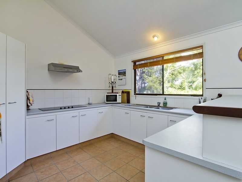 7 Doubleview Drive, Elanora QLD 4221