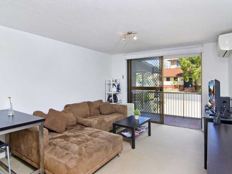 2/1374 Gold Coast Highway, Palm Beach QLD 4221