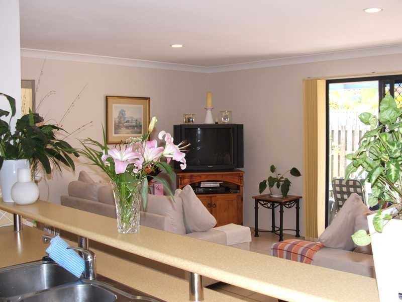 Unit 2/55 Keegan Circuit, Currumbin Waters QLD 4223