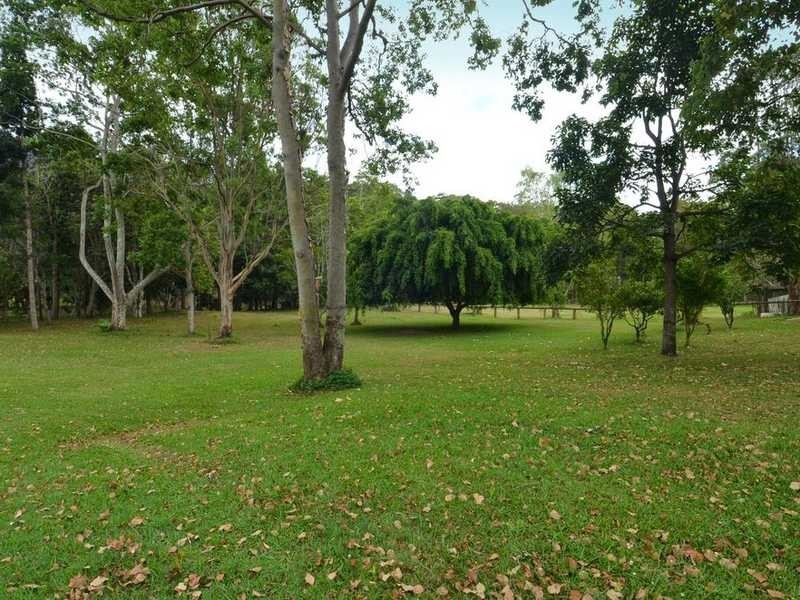 52 Coorabin Court, Tallebudgera QLD 4228