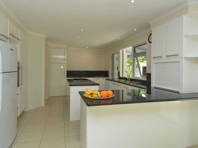 52 Coorabin Court, Tallebudgera QLD 4228