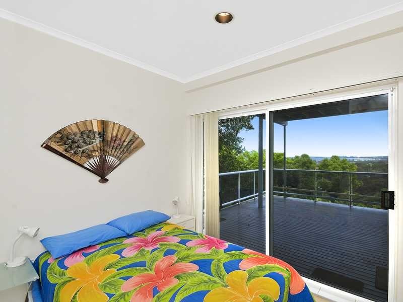 67 Crest Drive, Currumbin QLD 4223