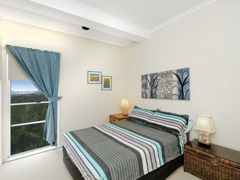 67 Crest Drive, Currumbin QLD 4223