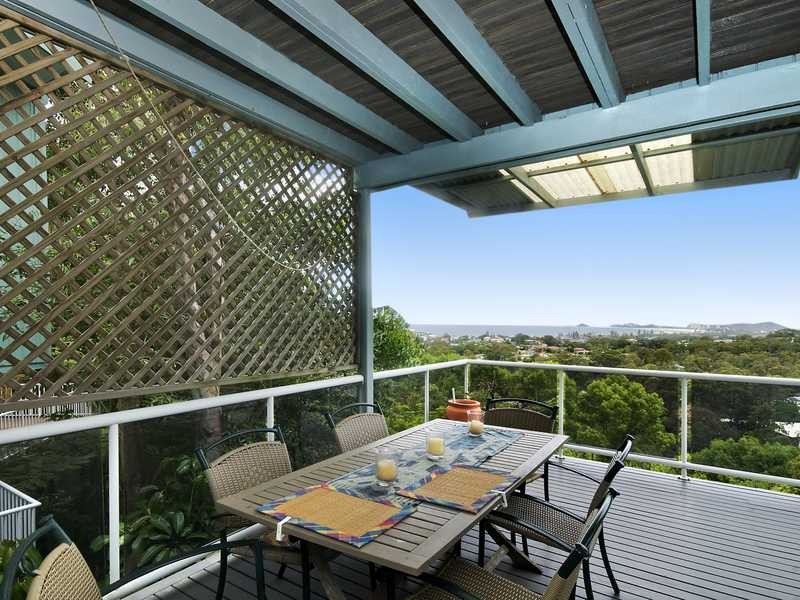 67 Crest Drive, Currumbin QLD 4223