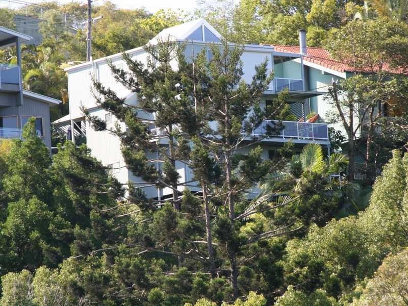 67 Crest Drive, Currumbin QLD 4223
