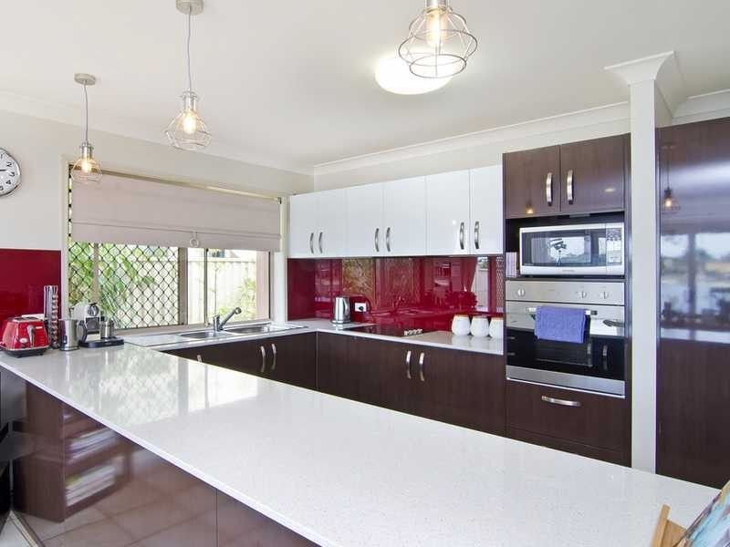 76 Mallawa Drive, Palm Beach QLD 4221