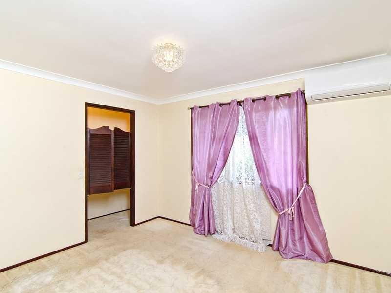 60 Ironbark Street, Elanora QLD 4221