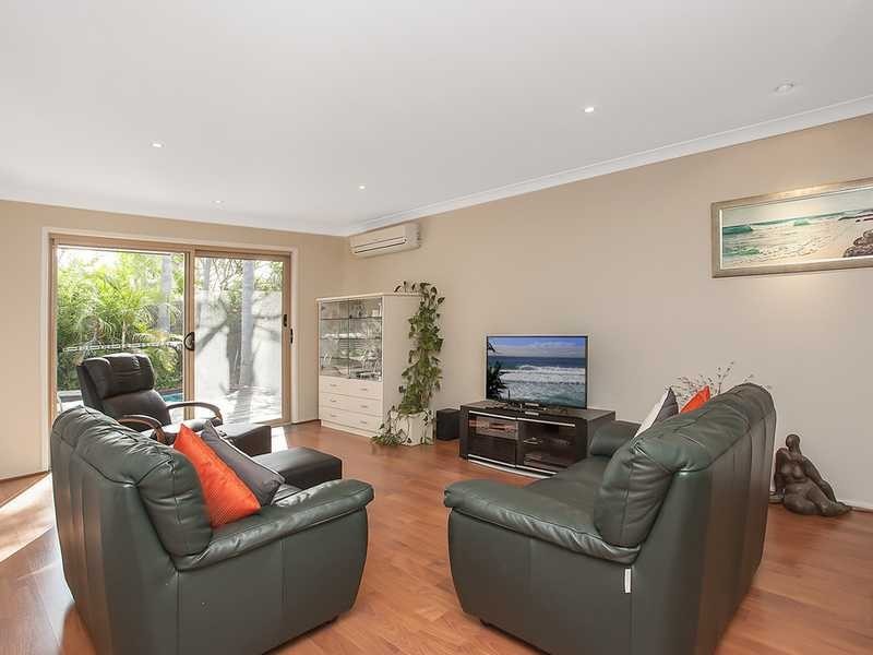 3 Goldvilla Drive, Elanora QLD 4221