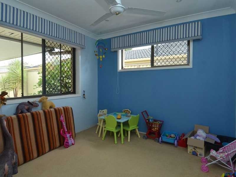 6 Diplacus Drive, Palm Beach QLD 4221