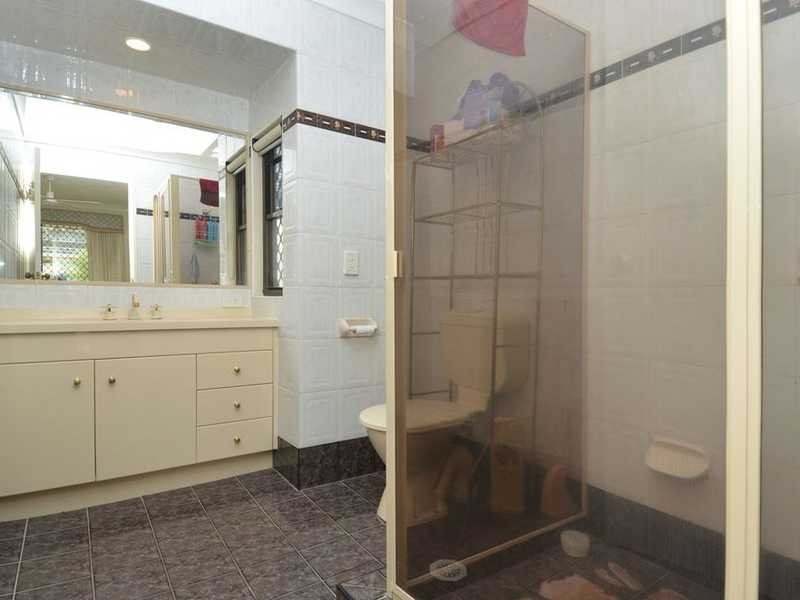 6 Diplacus Drive, Palm Beach QLD 4221