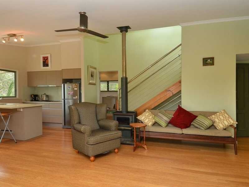 30 Domain Road, Currumbin QLD 4223