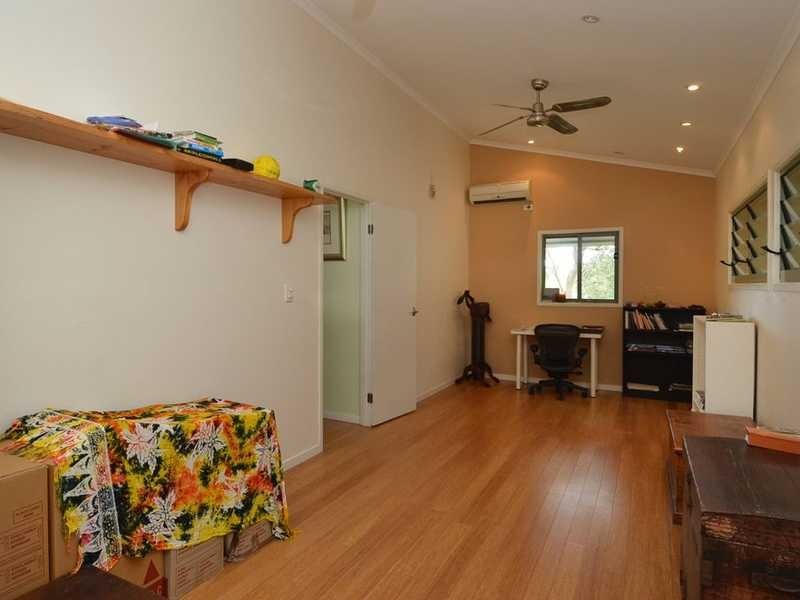 30 Domain Road, Currumbin QLD 4223