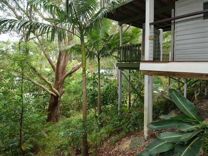 30 Domain Road, Currumbin QLD 4223