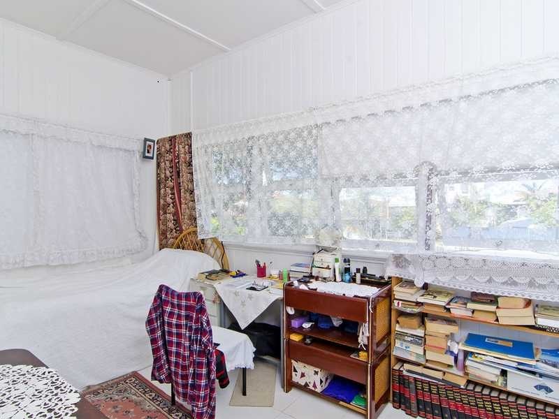 1264 Gold Coast Highway, Palm Beach QLD 4221