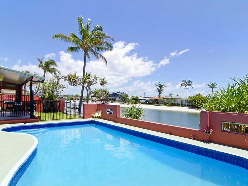 59 Fifteenth Avenue, Palm Beach QLD 4221
