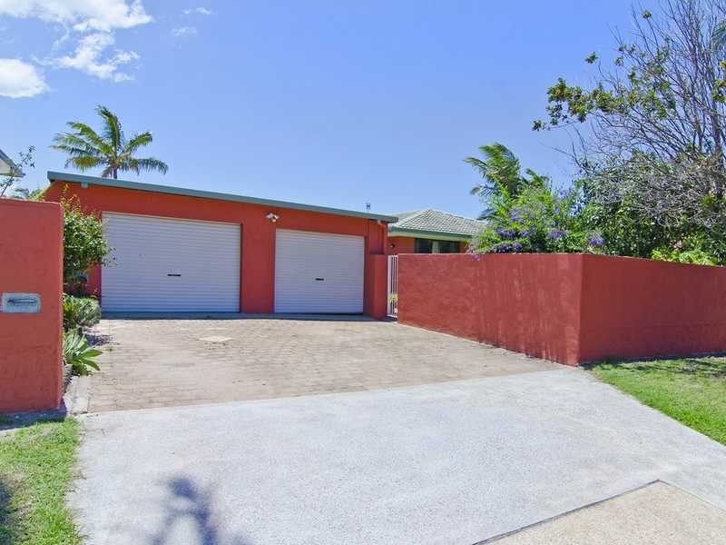 59 Fifteenth Avenue, Palm Beach QLD 4221