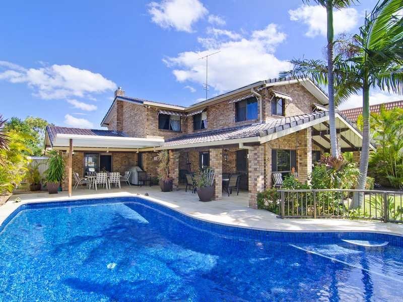 7 Kingfish Court, Palm Beach QLD 4221