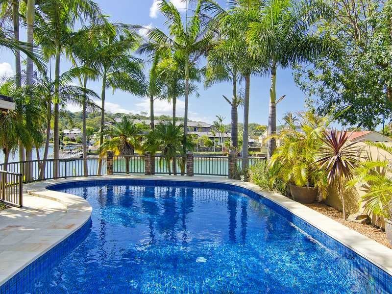 7 Kingfish Court, Palm Beach QLD 4221