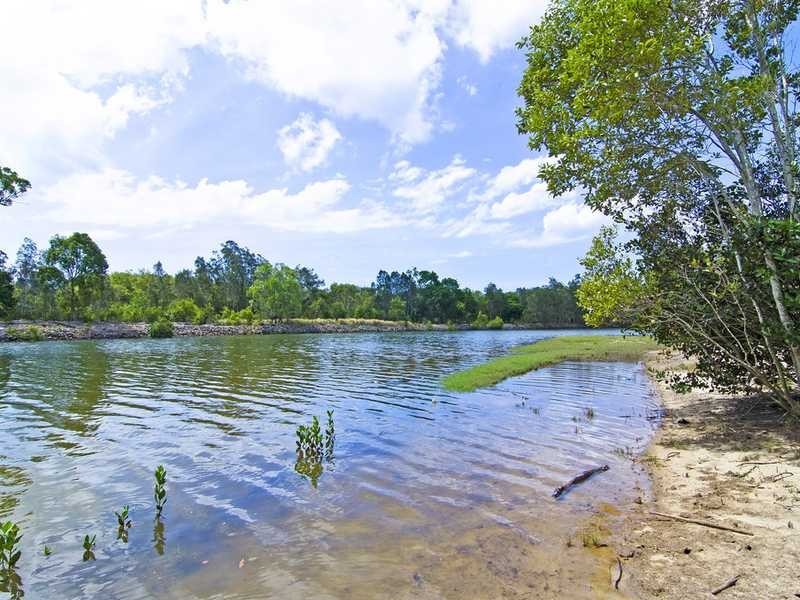 23 Kentia Court, Elanora QLD 4221