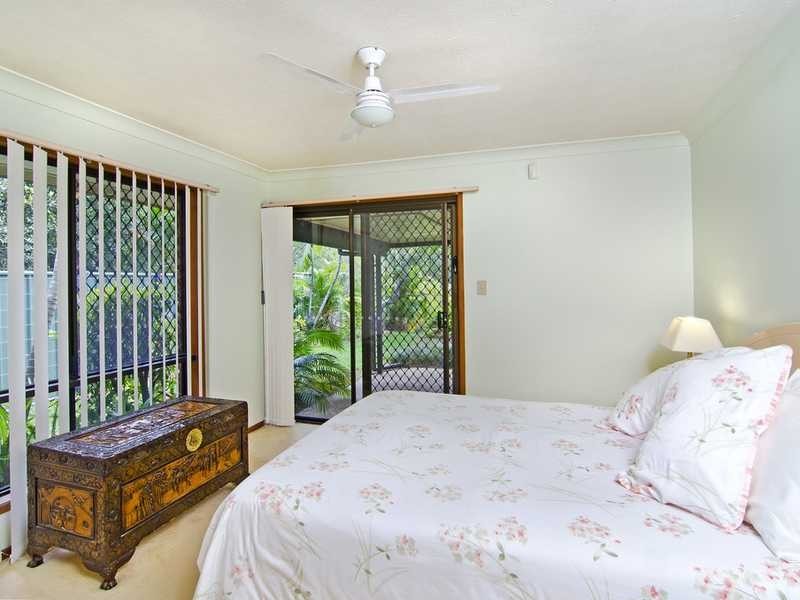 23 Kentia Court, Elanora QLD 4221