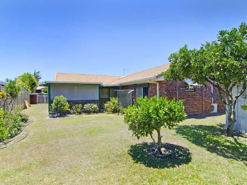 24 Bergamont Street, Elanora QLD 4221