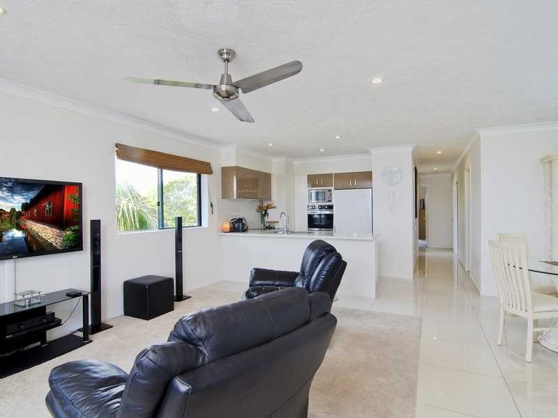 9/1222 Gold Coast Highway, Palm Beach QLD 4221