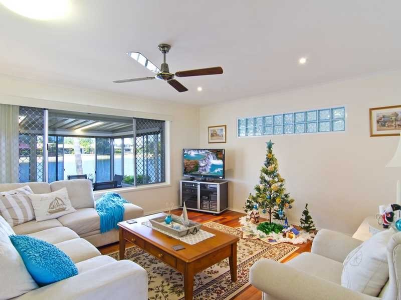 218 Mallawa Drive, Palm Beach QLD 4221